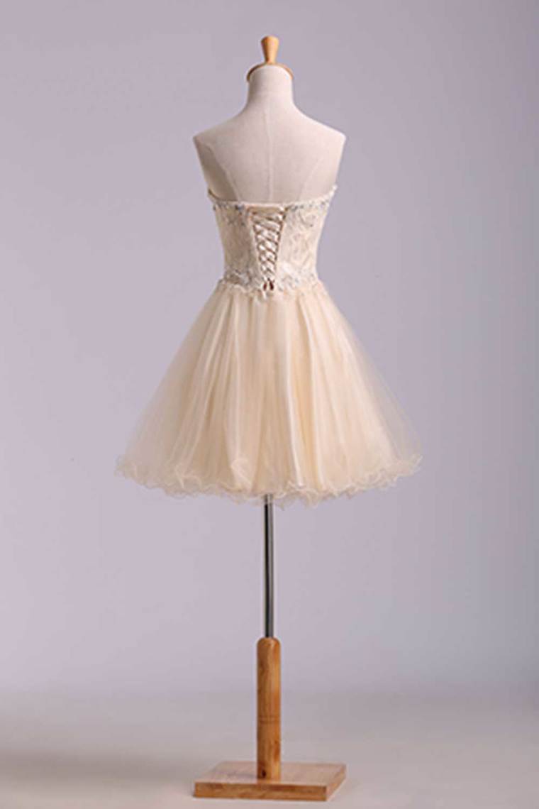 Lovely Homecoming Dresses A Line Sweetheart Short Mini Color Champagne