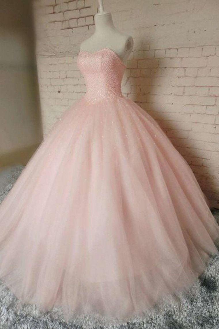 Tulle Sweetheart Ball Gown Quinceanera Dresses Beaded Bodice