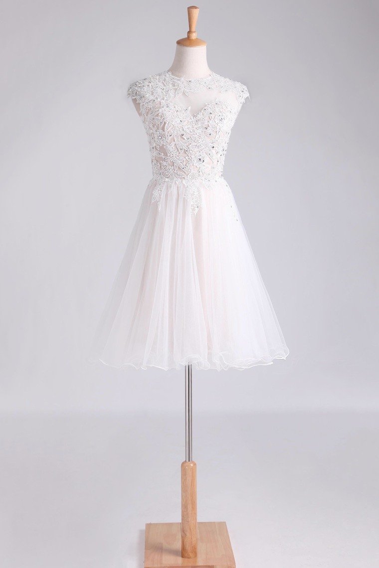 Homecoming Dresses Scoop Short/Mini A Line Tulle With Applique And Beading