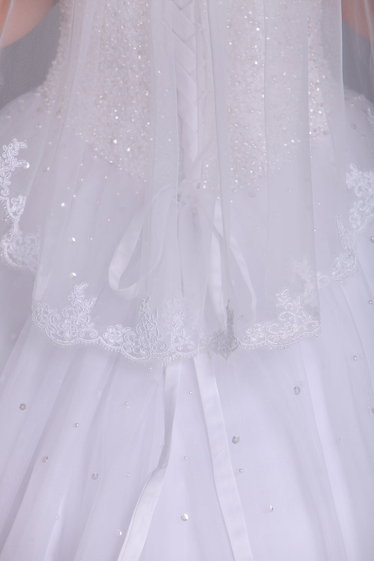 One-Tier Finger-Tip Length Bridal Veils With Applique