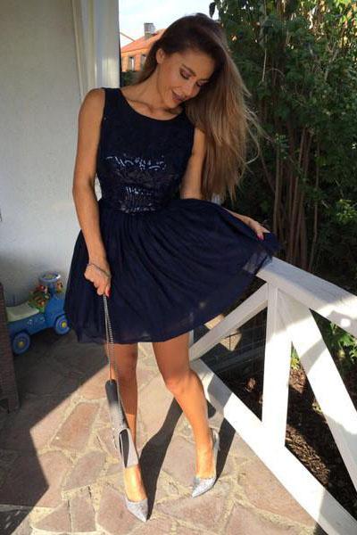 Popular Round Neck Sequins Dark Blue Short Prom Dresses Homecoming Dresses WK909