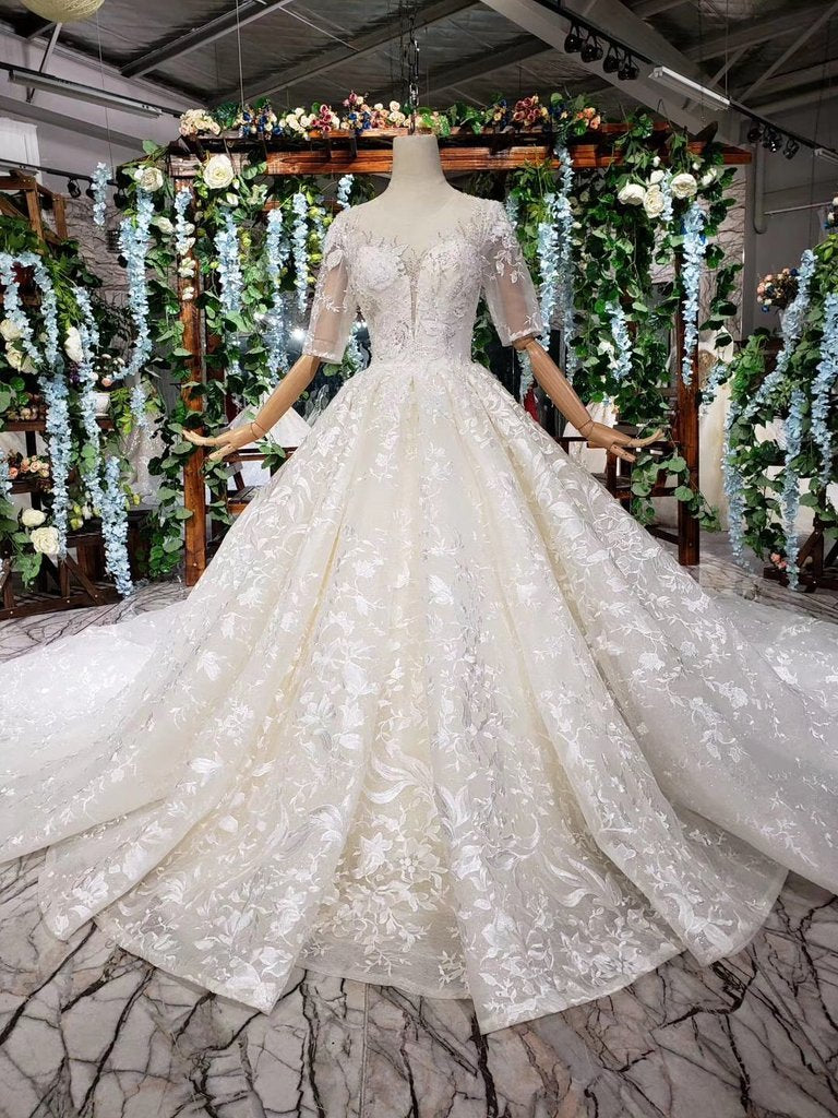 Lace Half Sleeve Round Neck Ball Gown Wedding Dresses Fashion Beads Wedding Gown WK775