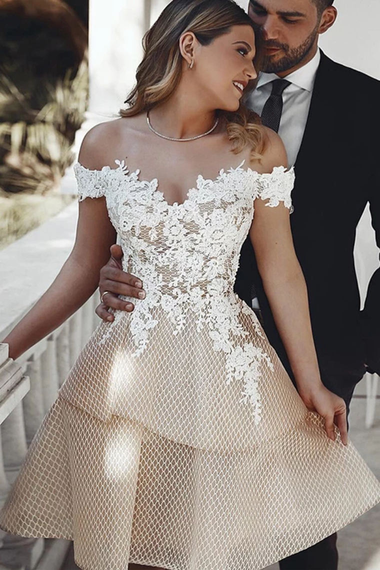 Unique Off The Shoulder Appliques Sweetheart Homecoming Dresses Short Dance Dresses