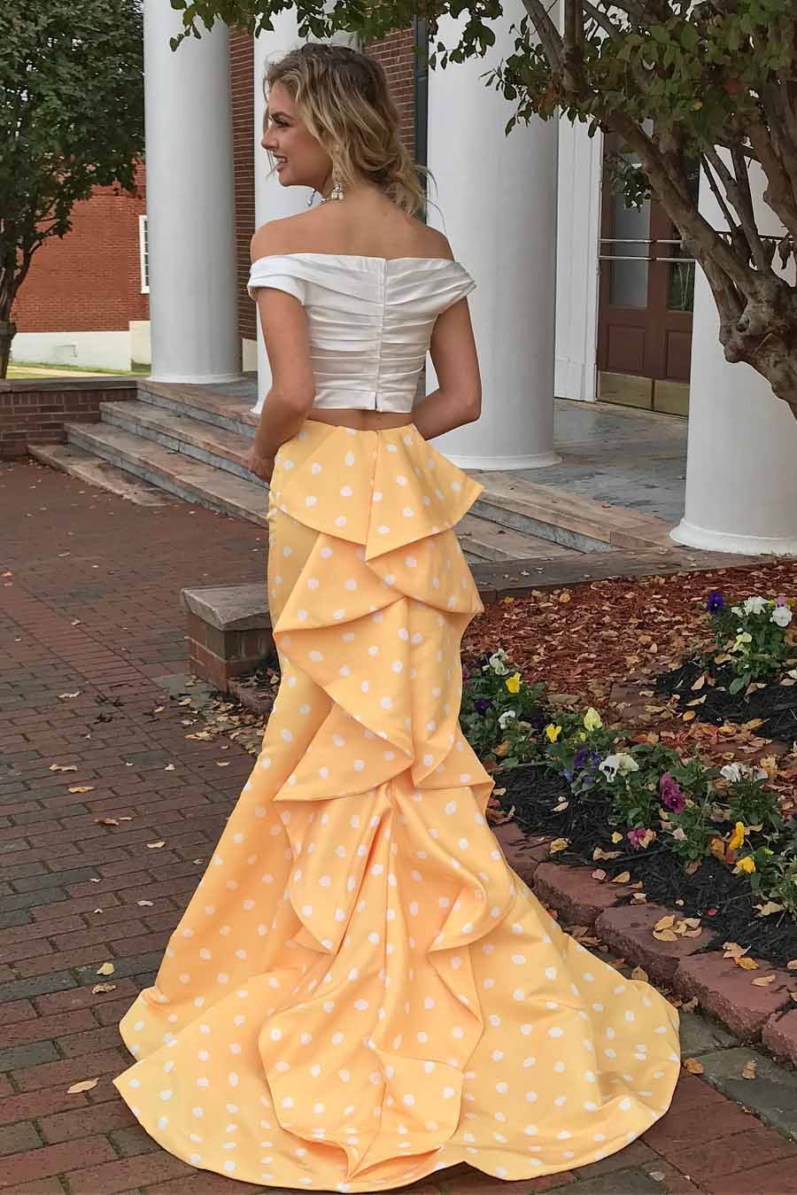 Two Piece Off-the-Shoulder White and Yellow Zipper V-Neck Mermaid Long Prom Dresses WK63