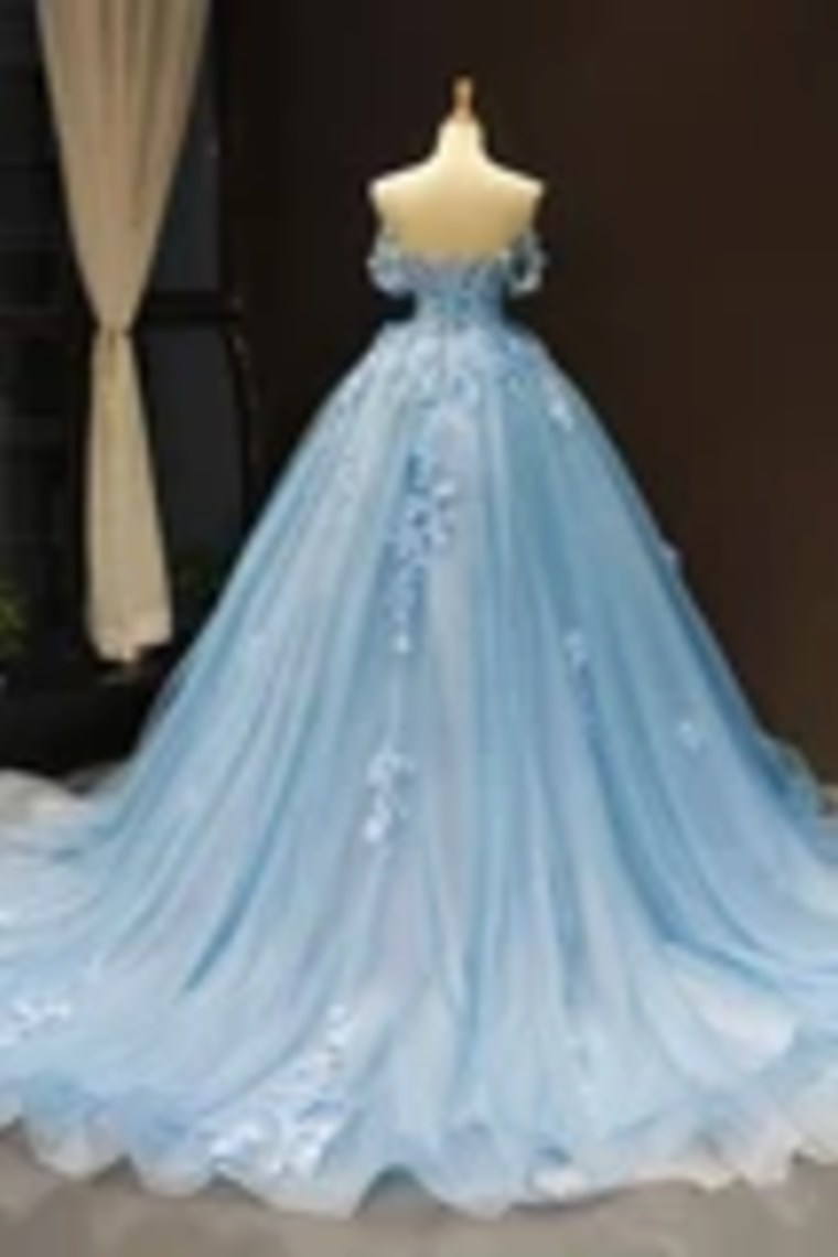 Light Sky Blue Off The Shoulder Ball Gown Tulle Prom Dress With Applique