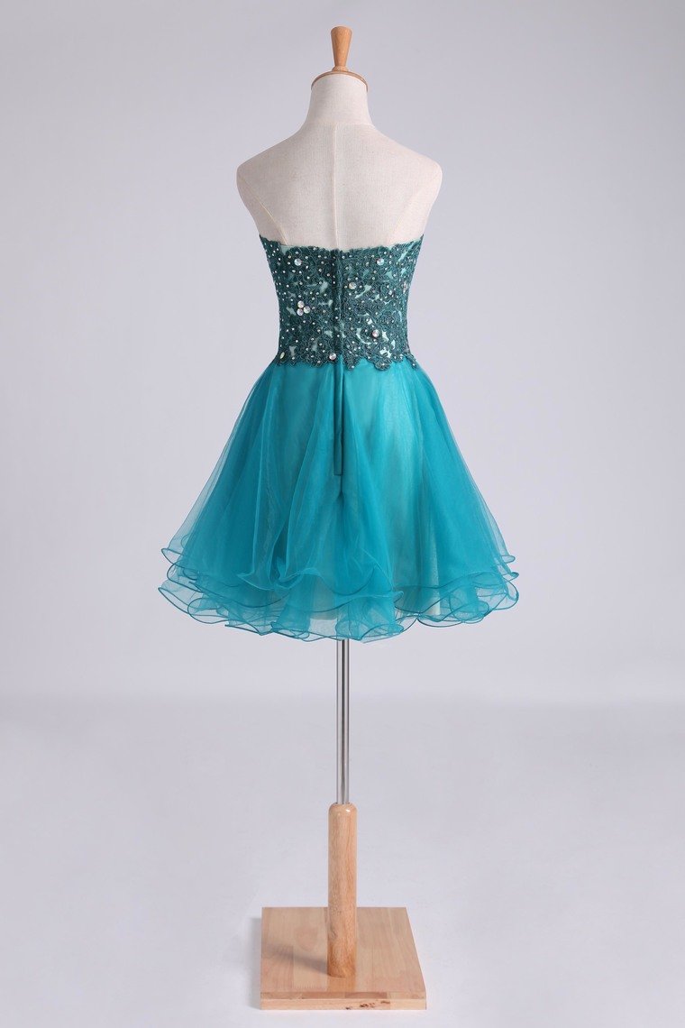 Homecoming Dress Sweetheart A Line With Applique And Beads