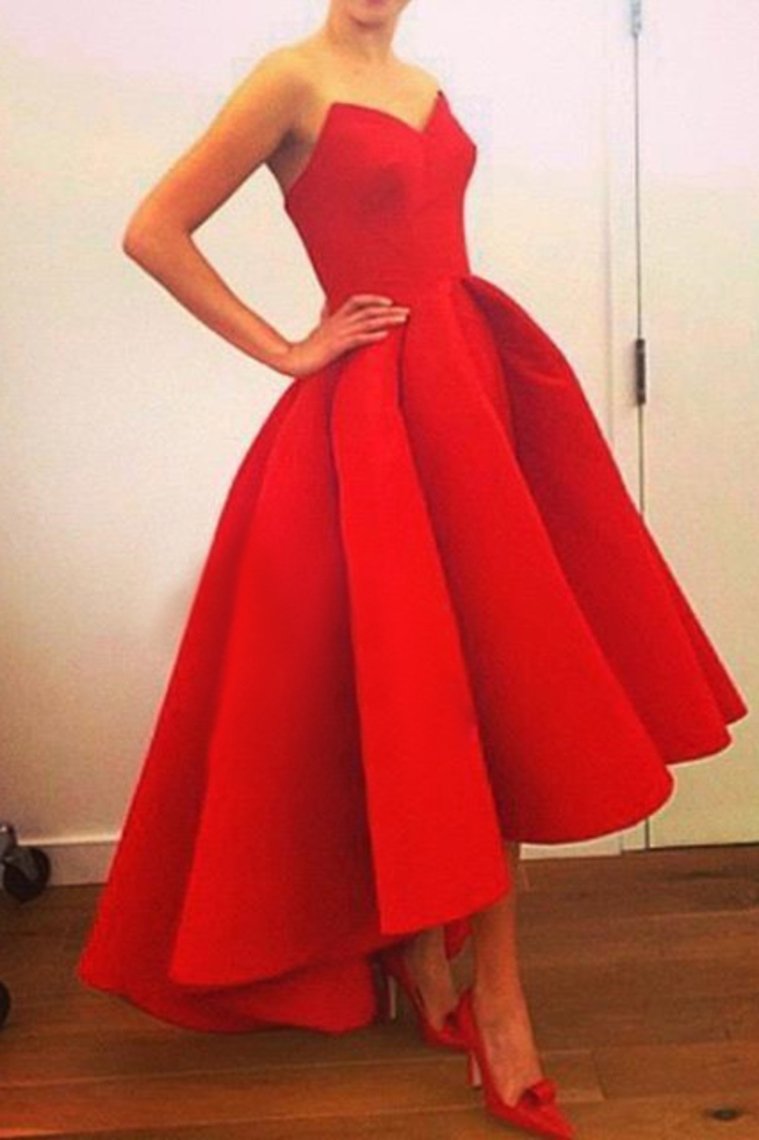 Asymmetrical Prom Dresses V Neck Satin Red