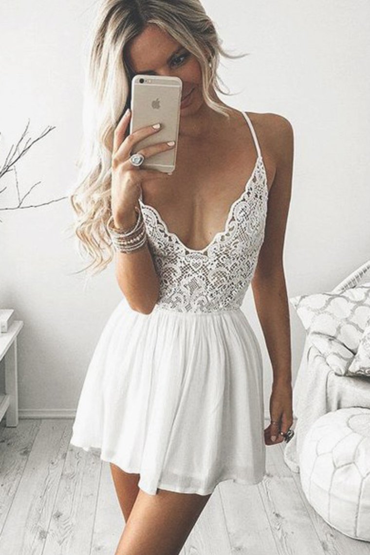 Sexy Spaghetti Straps Homecoming Dresses Chiffon & Lace Short/Mini