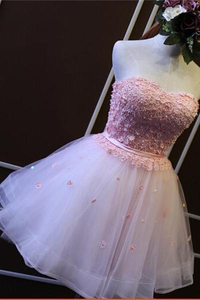 Pretty Appliques Strapless Lace-up Sexy Charming Cheap Tulle Beading Homecoming Dress WK221