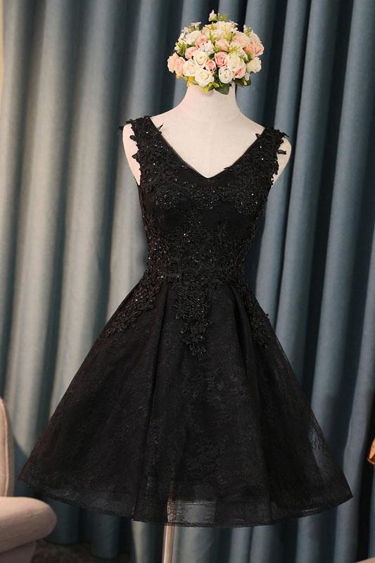 Black V Neck Cute A-Line Appliques Sleeveless Tulle Lace Beading Short Homecoming Dress WK189